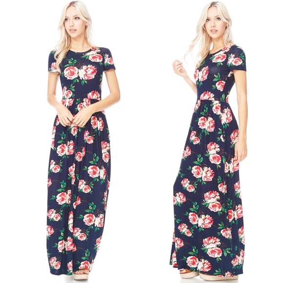 Reborn J Dresses & Skirts - NWT Short Sleeve Floral Maxi by Reborn J